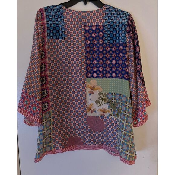 Johnny Was
Jade Mixed-Print V-Neck 3/4-Sleeve Silk Top Size S / NWOT - Picture 4 of 5